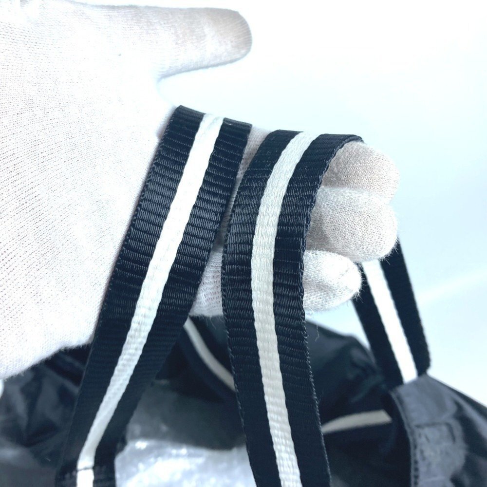 CHANEL Black Logo Shoulder Bag - Picture 5 of 10